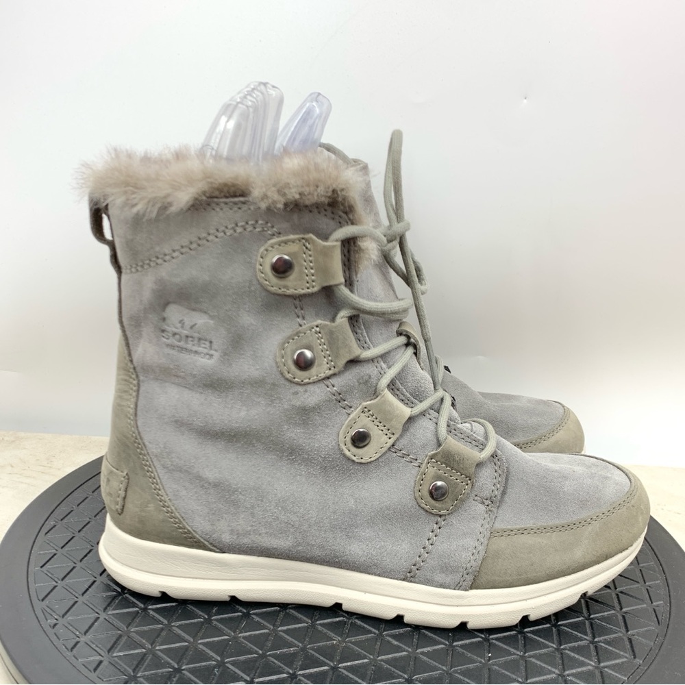 Sorel Gray Winter Boots with Fur Trim